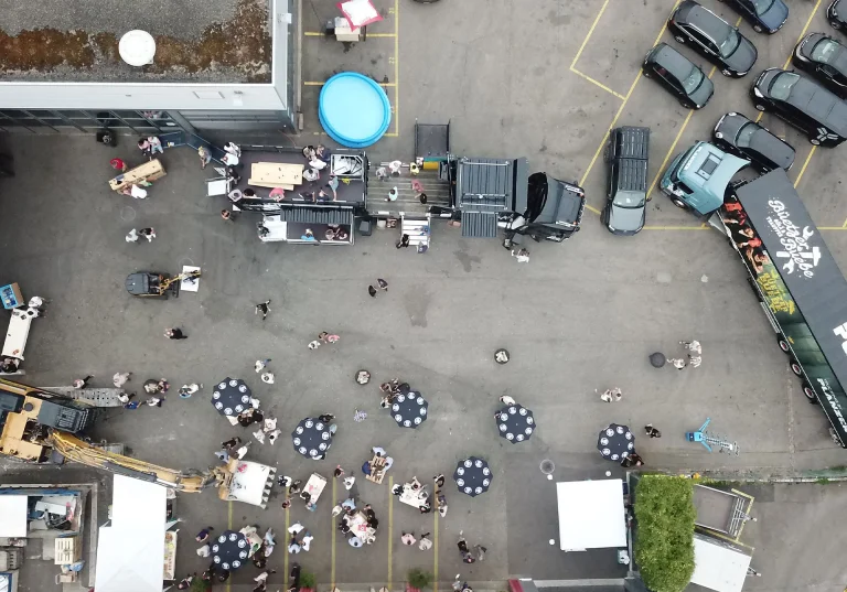 Outdoor-Event mit dem Event-Truck